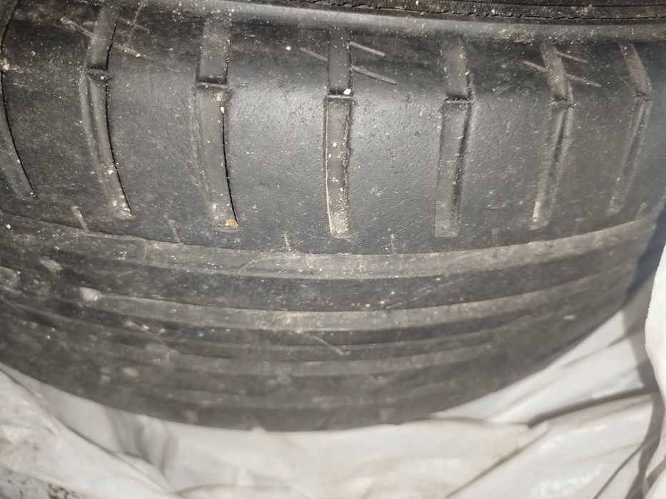 Шины летние Нокиан.