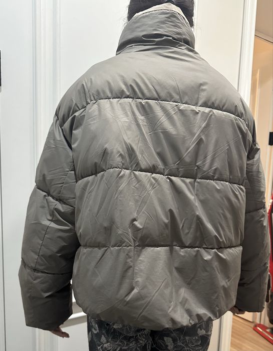 Продам куртку весна !