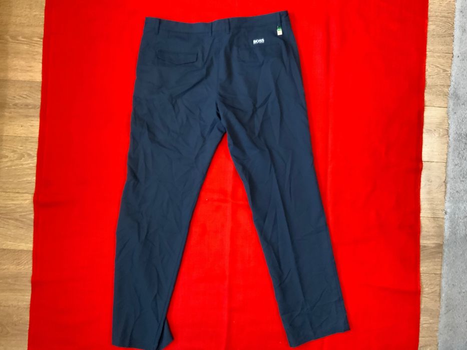 Hugo Boss-оригинален панталон 38 размер,хл