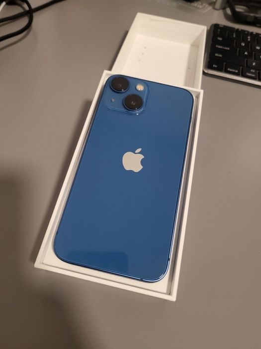 Продам Iphone 13 128gb