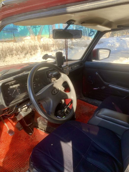 Продам Ваз 2107 на полном ходу.