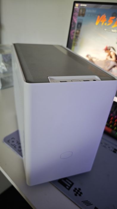 Carcasa Cooler Master MasterBox NR200P V2, Mini IT