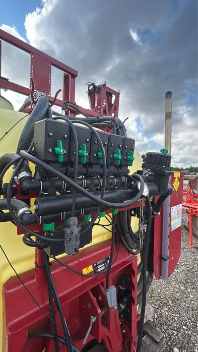 Hardi Master Plus 1200.  Met. Masina de erbicidat