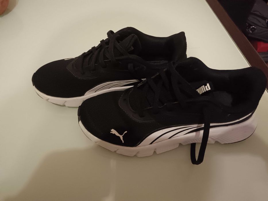 Маратонки Puma номер 39