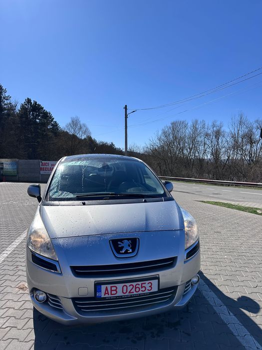 Peugeot 5008 an 2011