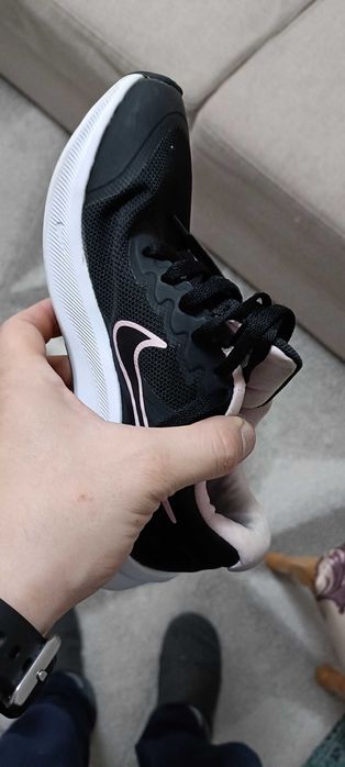 Adidasi nike dama