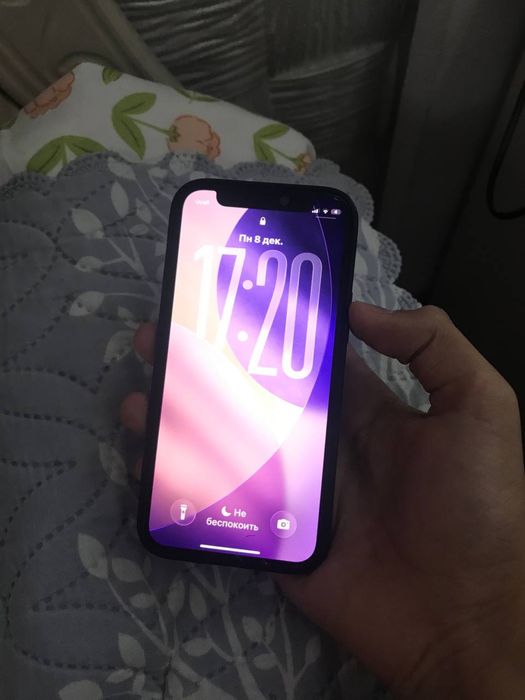 iPhone 12mini holati yaxshi