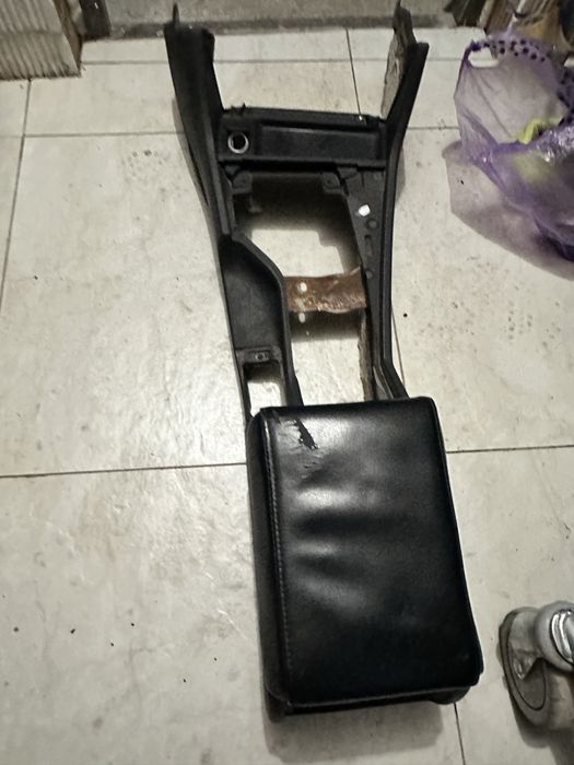 Подлокотник целиком