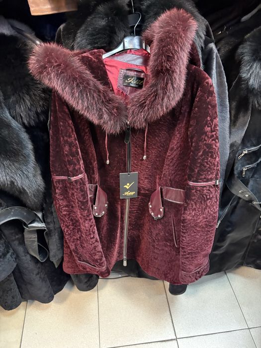 Палто от астраган с естествен косъм лисица