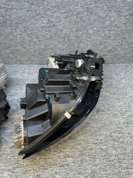 Far faruri BMW Seria 3 G20 LED Adaptive stanga dreapta Complet