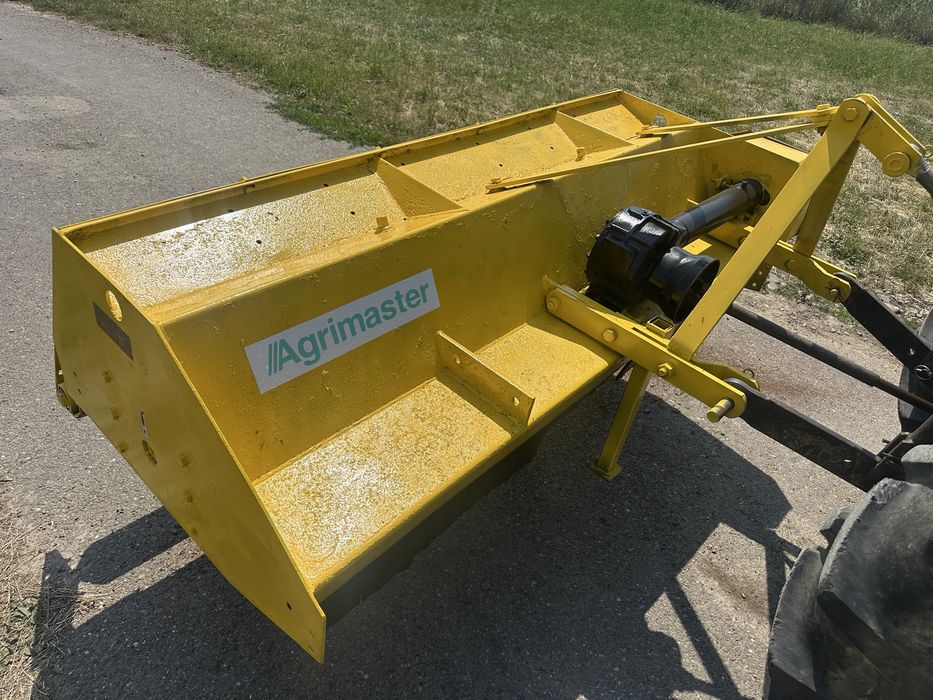 Tocător resturi vegetale . Recent adus !