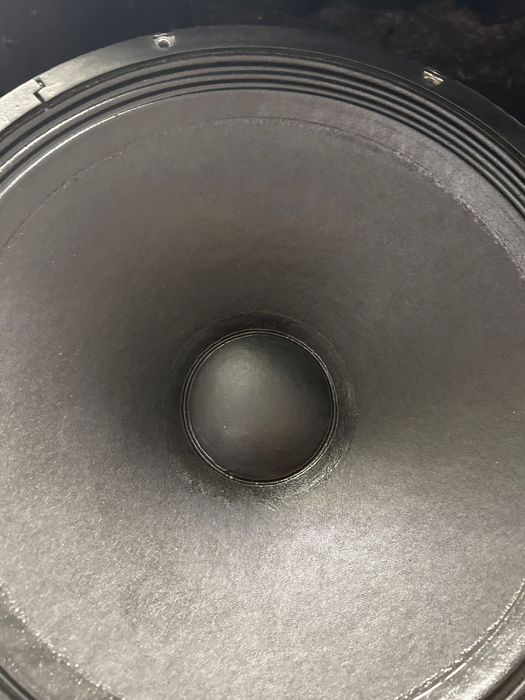 2 difuzoare electro- voice pe 18