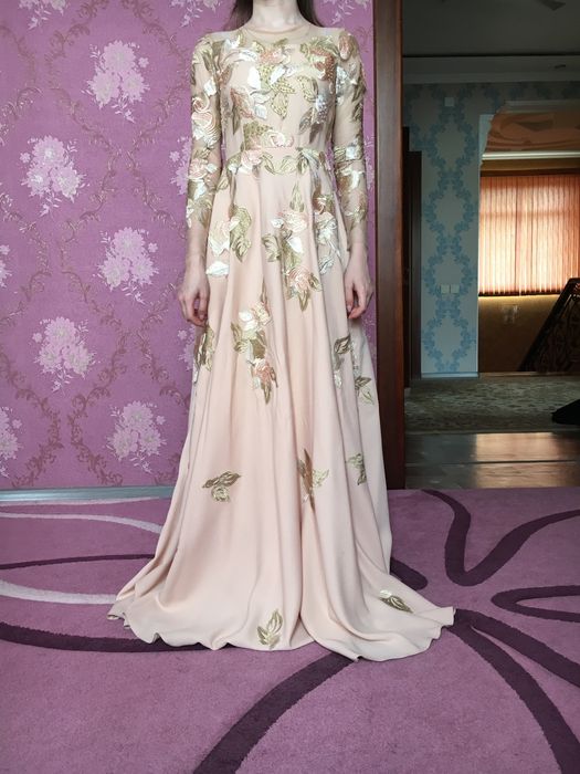 Продаются платья