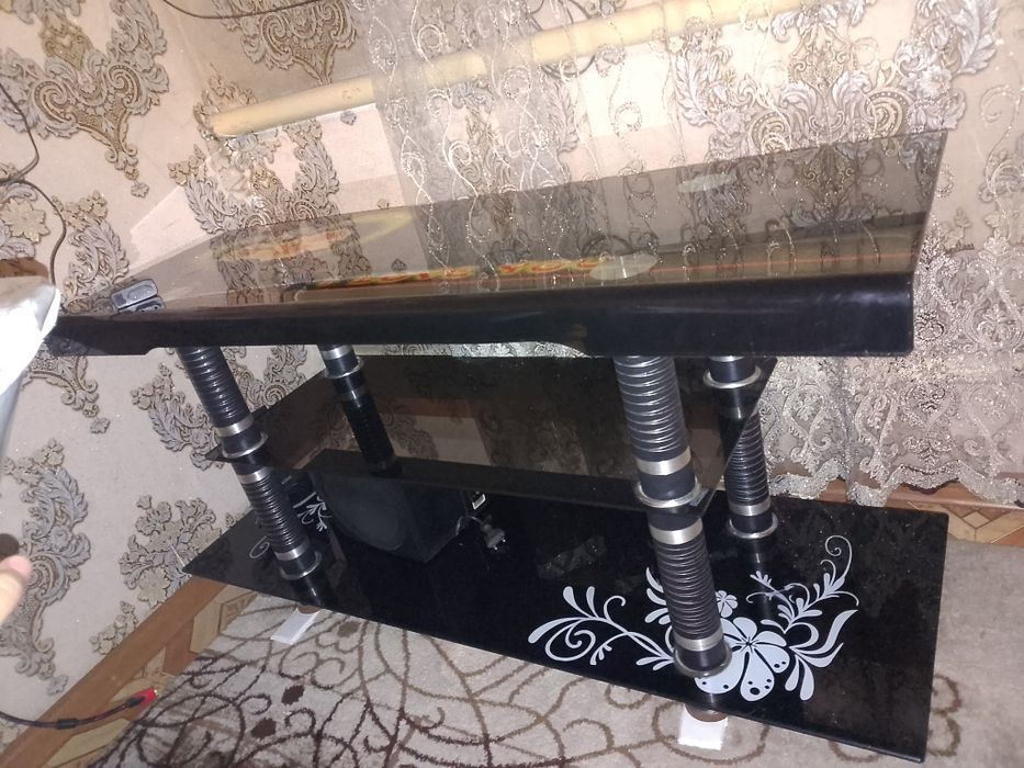 Тумбочка под телевизор