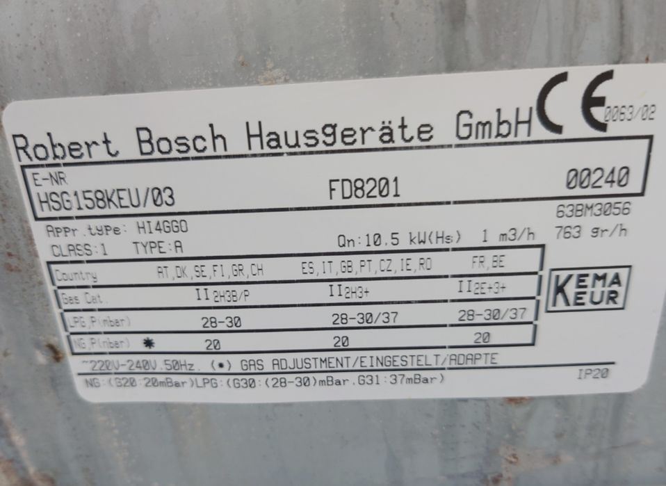 Aragaz pe gaz Bosch, senzor flacără, brichetă, timer