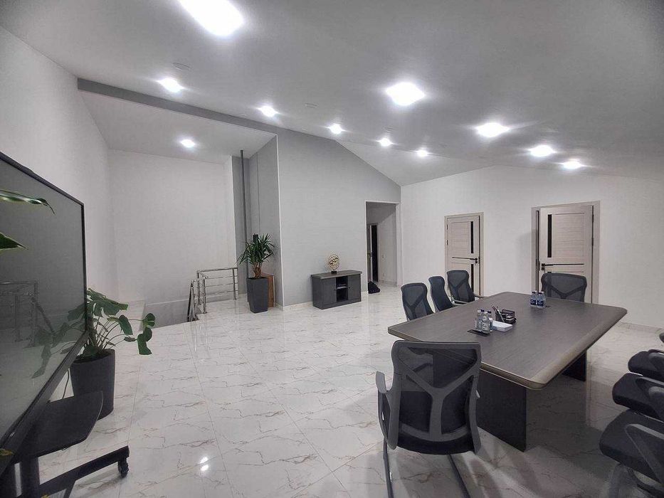 Шота  Руставели Вторая Линия  5 соток Под строительство до 6 этажей