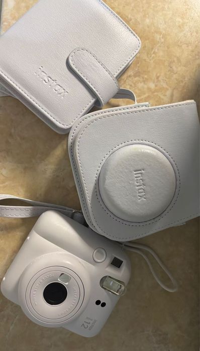 Instax mini 12 срочно продам