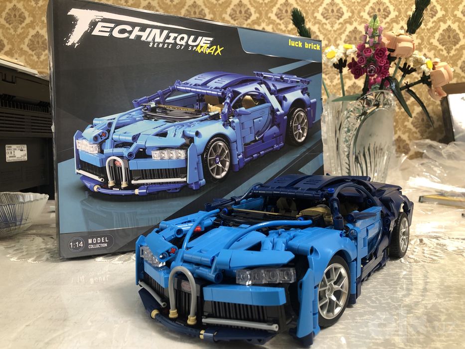 Конструктор, Bugatti Chiron, более 1400 деталей, Собранный.