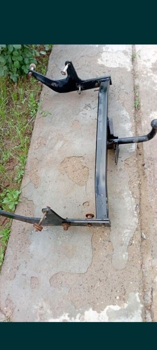 Фаркоп на лада ларгус