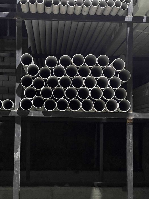 Безшовные  Нержавейка труба 304марка 3,0мм 3,5мм Наличийда бор