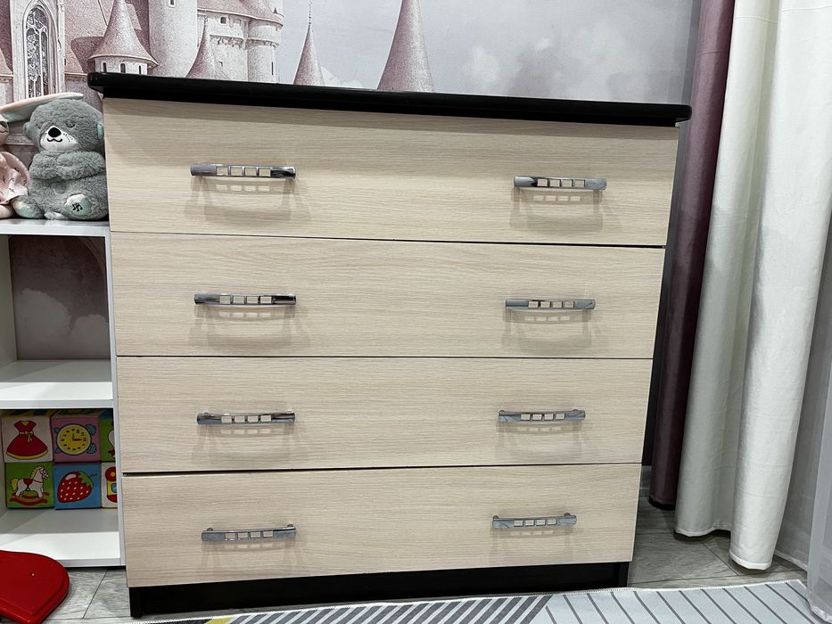 Продам комод для вещей