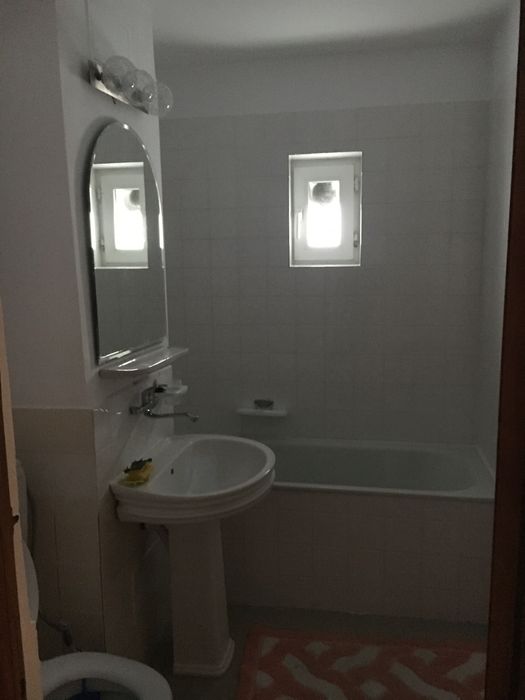 Vand apartament gavana 3 Q-uri