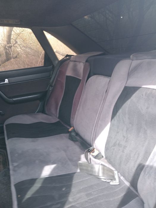 Продам Ауди 100с4 объём 2,0