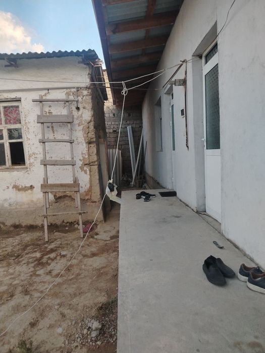 Hovli sotiladi 2 sotix