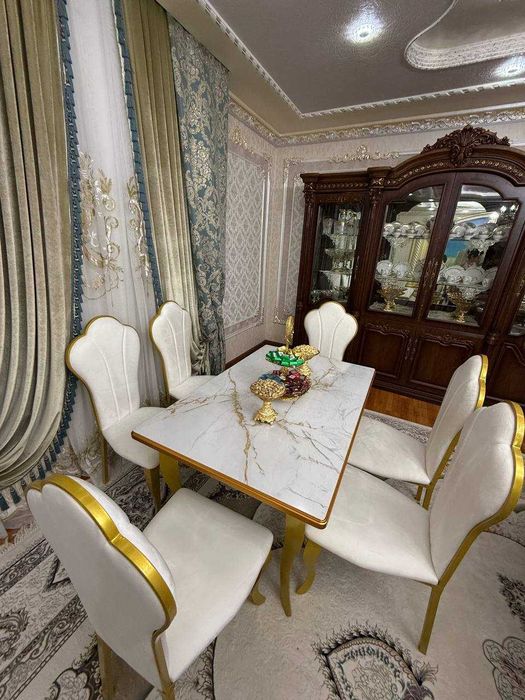 Стол и стул из металла для кухни и гостевой