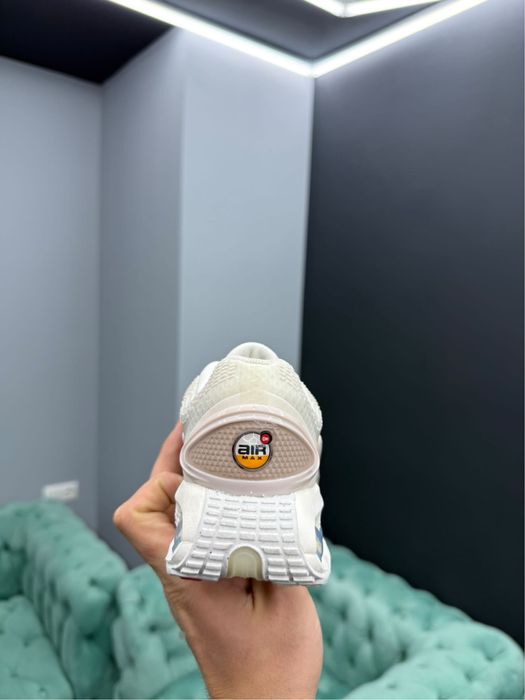 Nike Air Max DN white