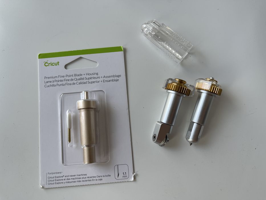 Cricut Maker режещ плотер в златисто