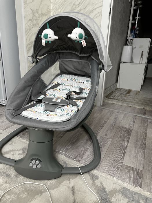 Продается шезлонг