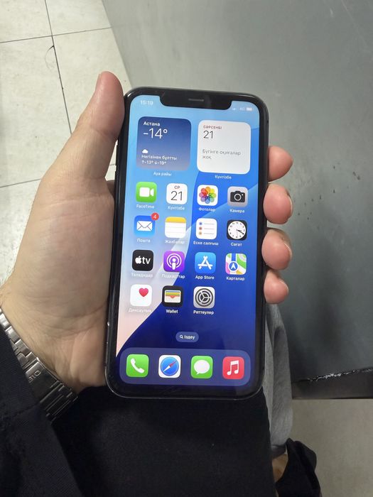 Айфон 11………………….