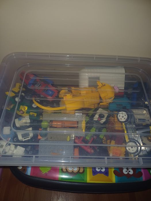 Piese Lego cu instructiuni