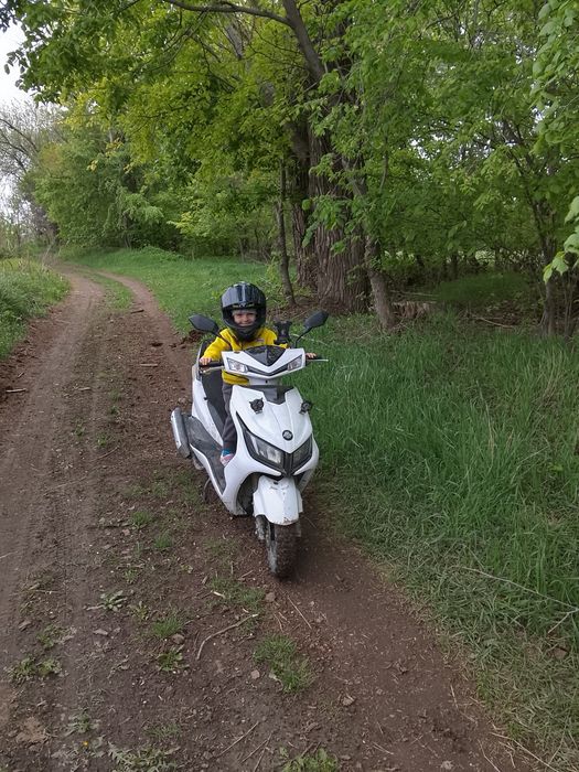 Продам мопед м8 150кубов