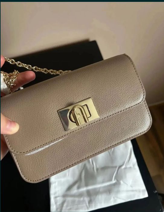 Дамска чанта “Furla”