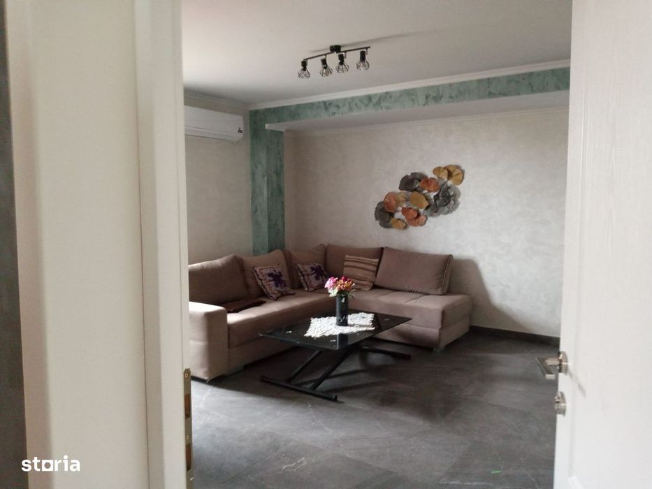 Casă P+1+M, ideală locuit sau investiție. Curte cu foișor+bucătărie