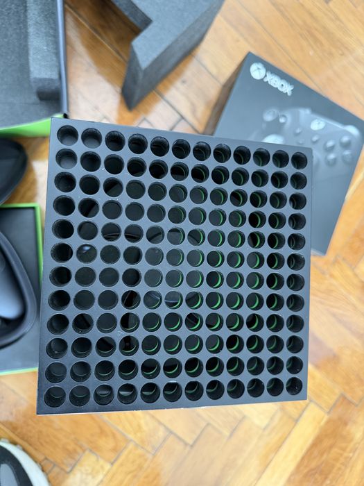Xbox Series X+accseorii+jocuri ca Nou