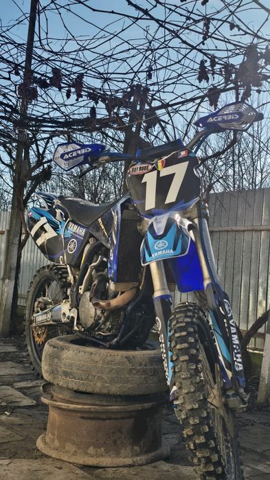 Vând cross yamaha yz450f