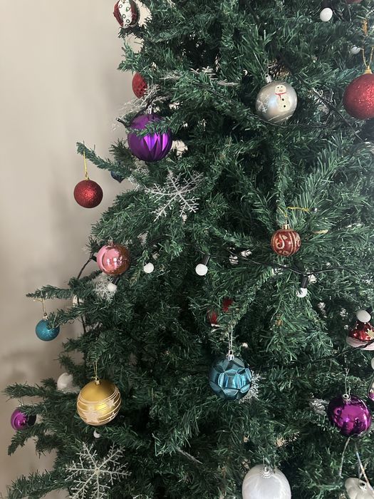 Елка  новогодняя 210 см.