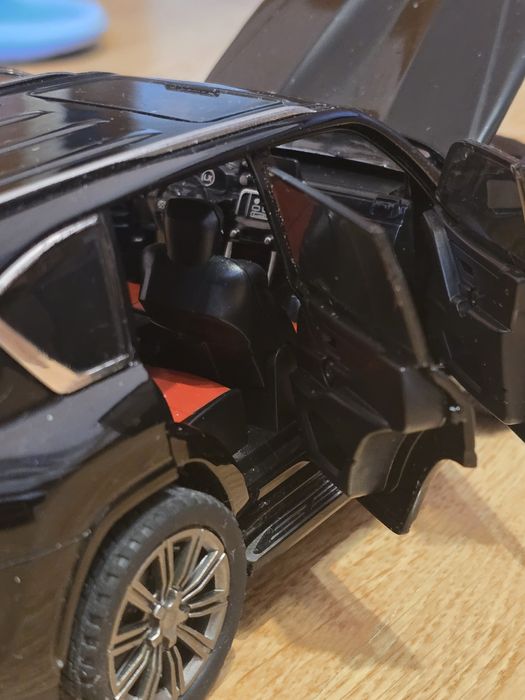 Продам колекционные модельки машин