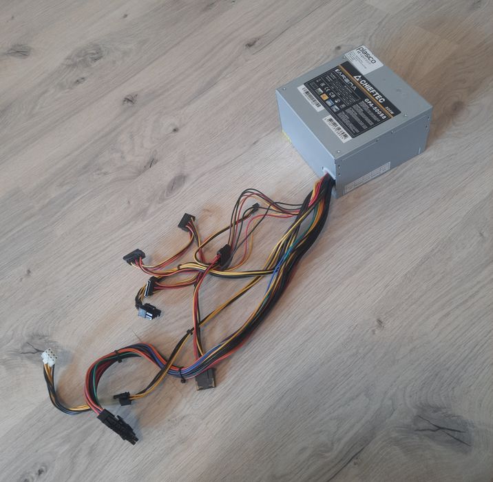 Захранване 500W Chieftec Arena