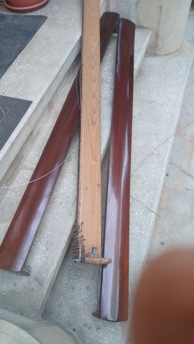 Vând galerii din lemn lăcuite