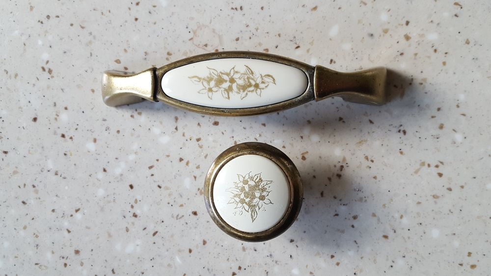 Мебельные ручки с керамикой