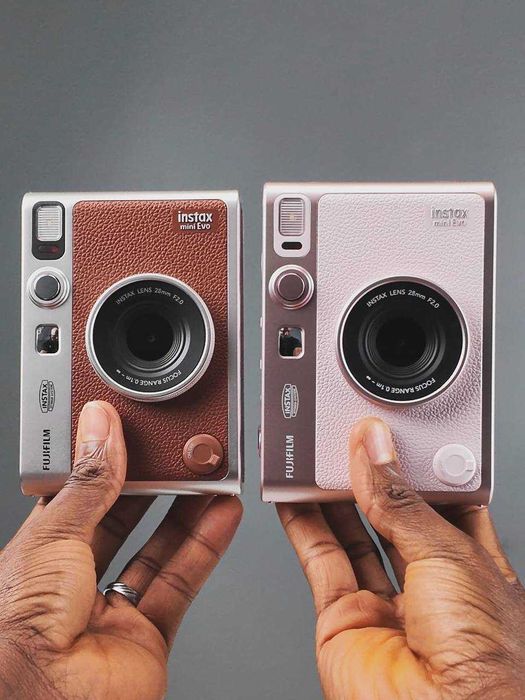Instax mini evo / гибридная камера