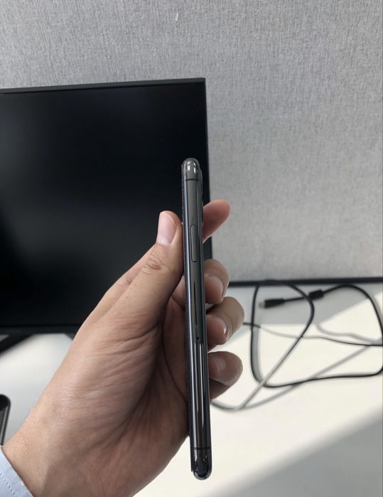 Iphone 11pro 64/100akb