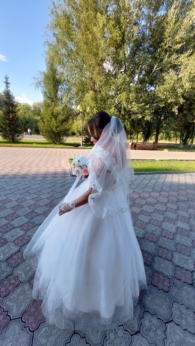 Свадебное платье