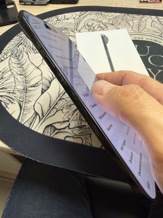 iPhone 17 Air 256gb - на 2 месеца, гаранция