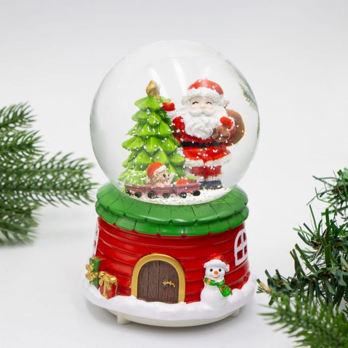 Новогодний снежный шар