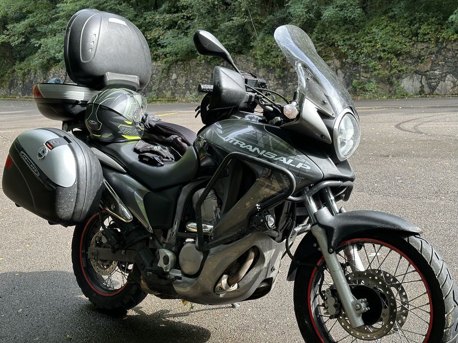 Honda Transalp 700 an 2009